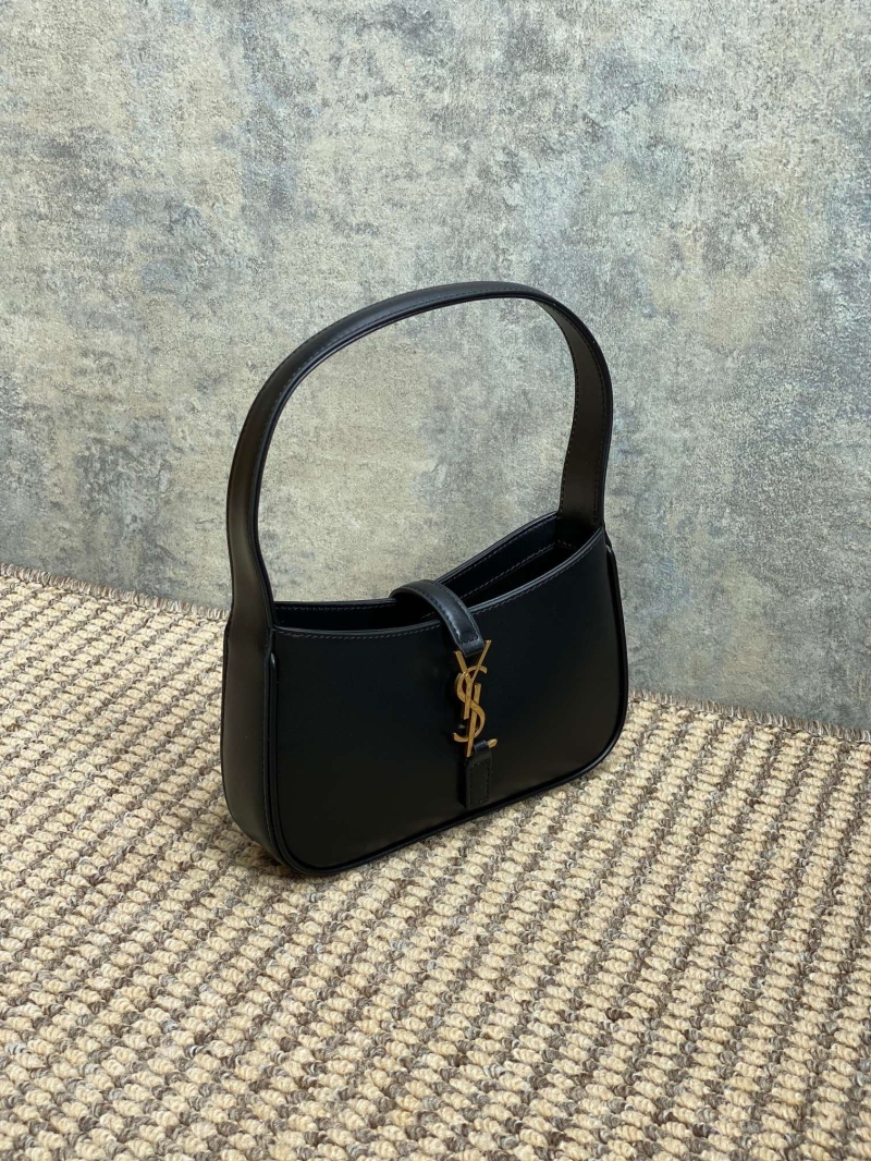Y51 hobo bags
